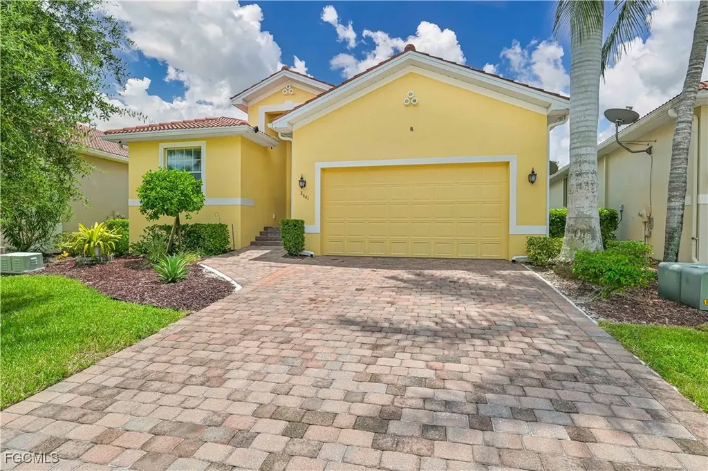 8641 Banyan Bay Boulevard Fort Myers FL 33908