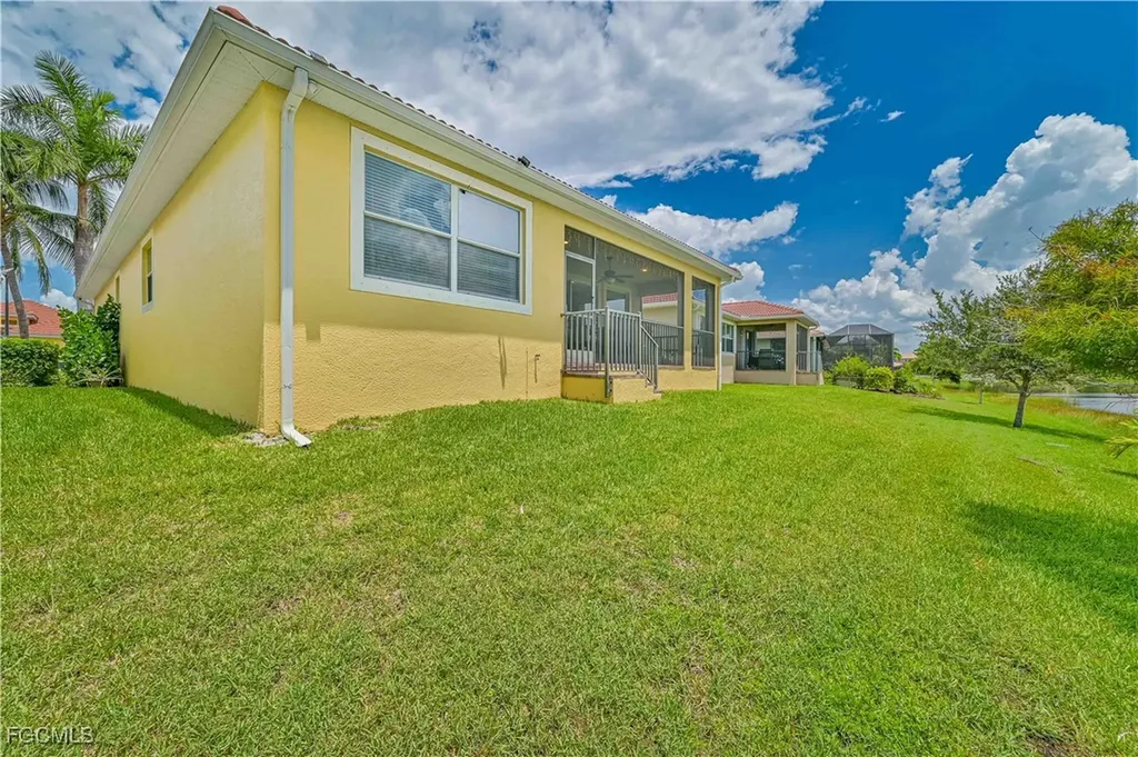 8641 Banyan Bay Boulevard Fort Myers FL 33908