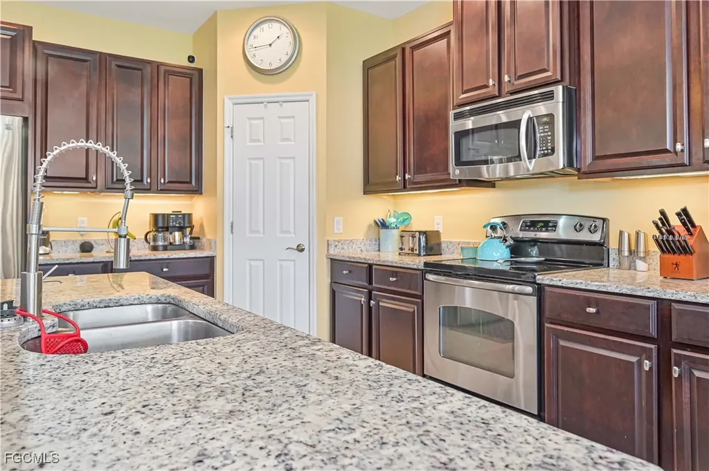 8641 Banyan Bay Boulevard Fort Myers FL 33908