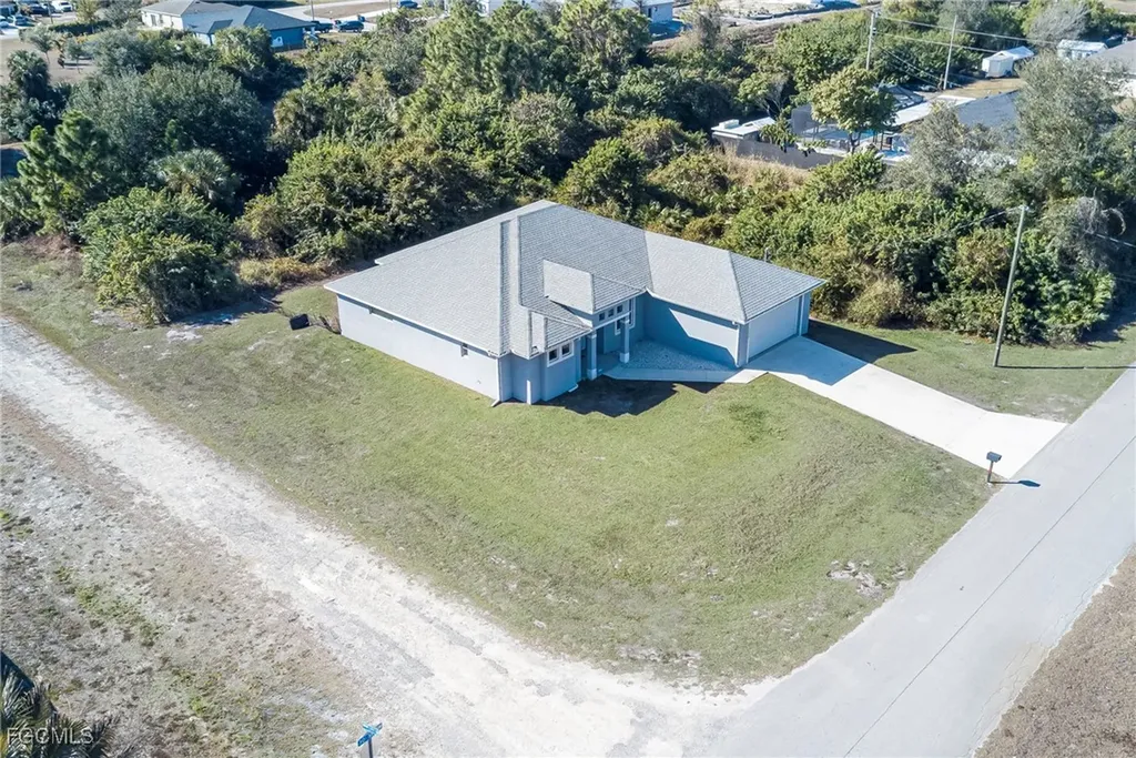 3309 30th Street SW Lehigh Acres FL 33976