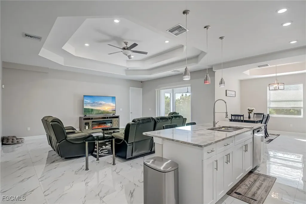 3309 30th Street SW Lehigh Acres FL 33976