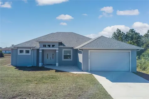 3309 30TH Street SW Lehigh Acres FL 33976