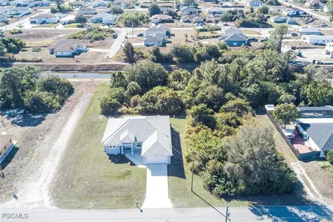 3309 30TH Street SW Lehigh Acres FL 33976