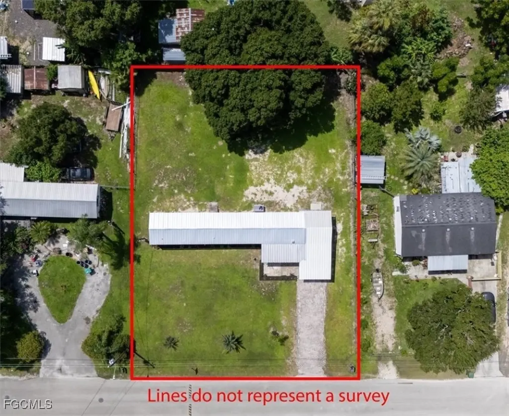 671 Bennett Avenue Labelle FL 33935