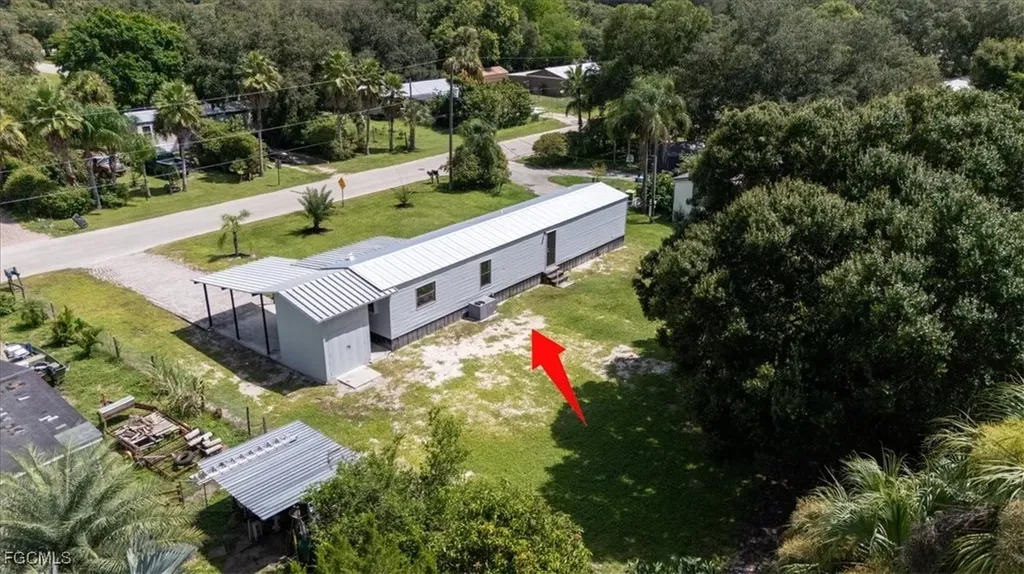 671 Bennett Avenue Labelle FL 33935