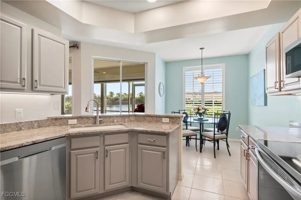 11271 Jacana Court Fort Myers FL 33908