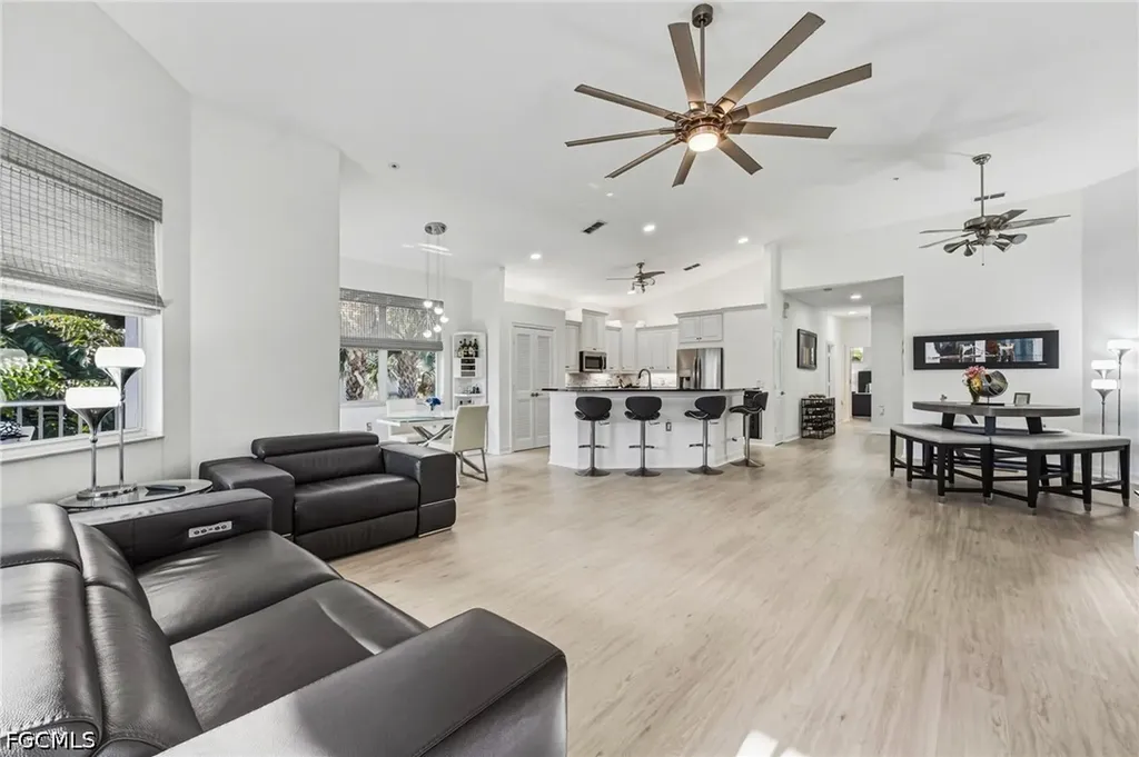 11033 Harbour Yacht Court Fort Myers FL 33908