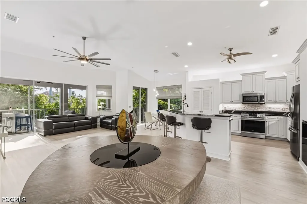 11033 Harbour Yacht Court Fort Myers FL 33908