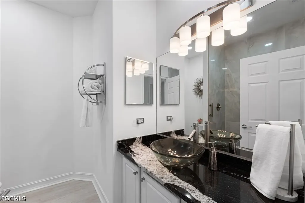 11033 Harbour Yacht Court Fort Myers FL 33908