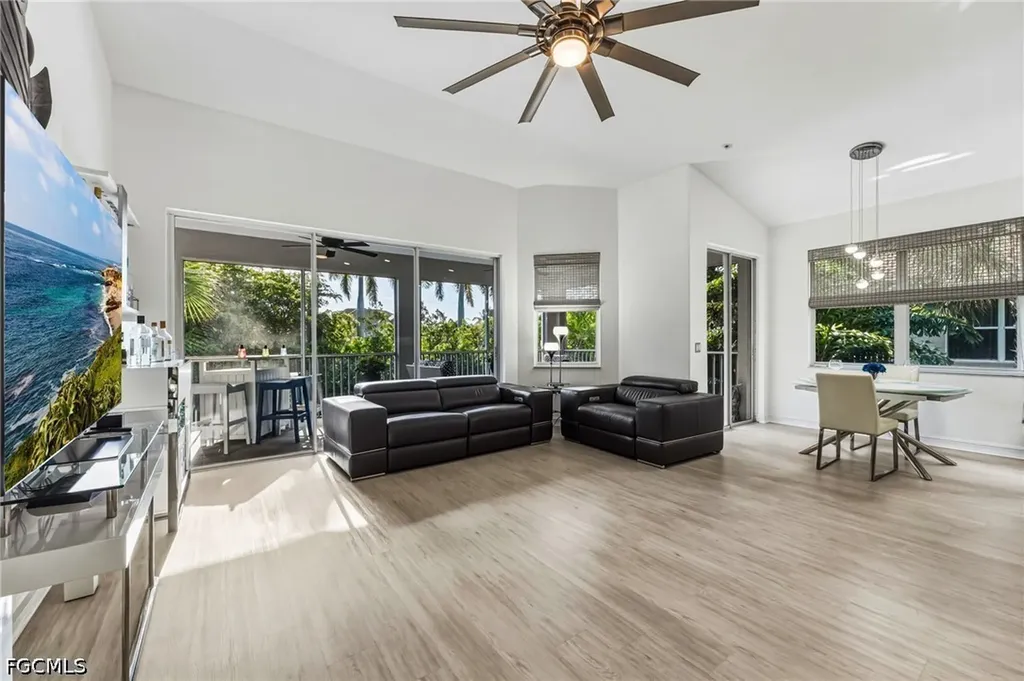 11033 Harbour Yacht Court Fort Myers FL 33908