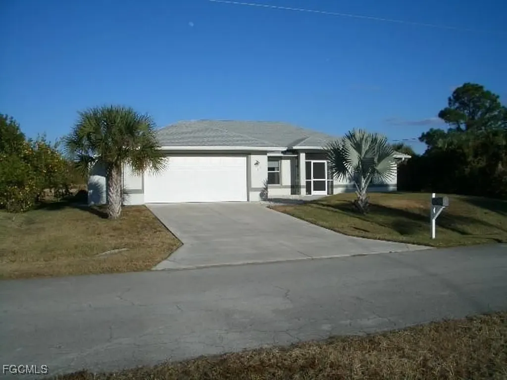 149 Carlisle Avenue S Lehigh Acres FL 33974