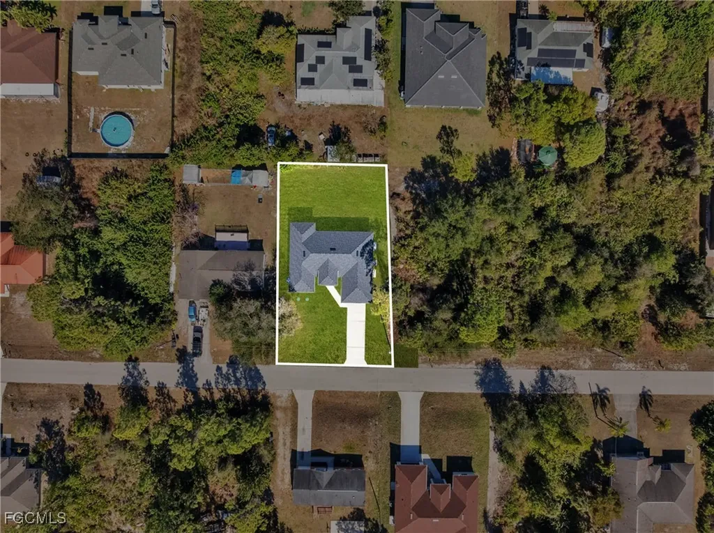 2910 9th Street W Lehigh Acres FL 33971