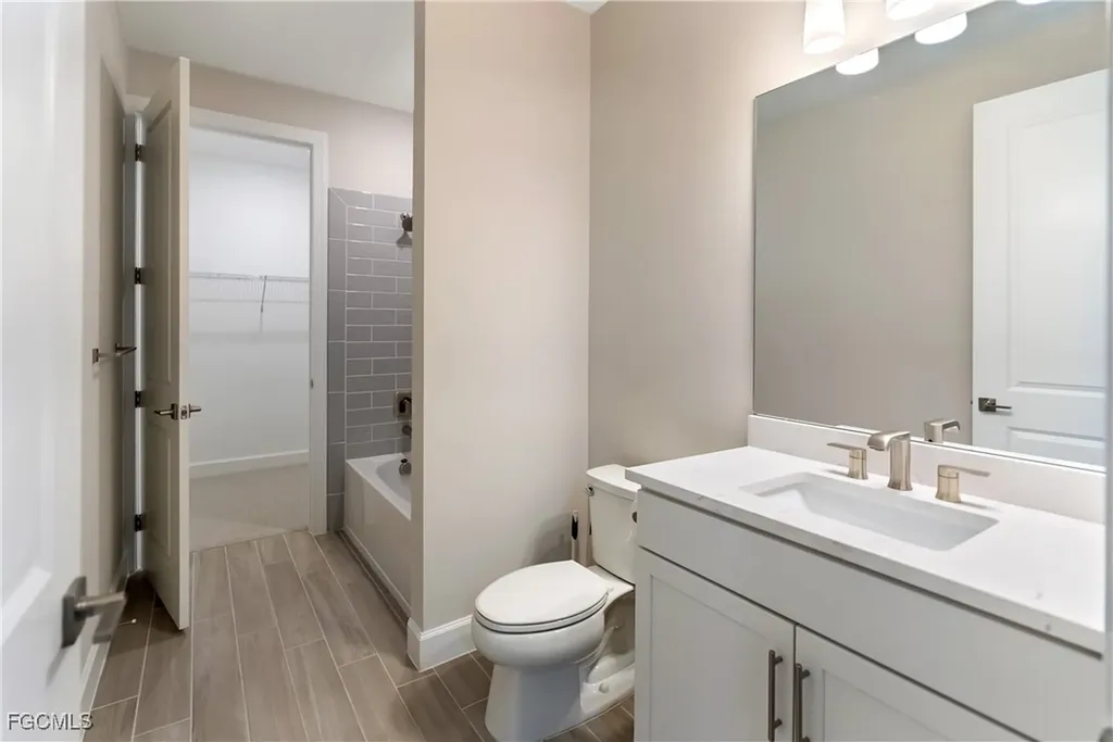 19001 Aqua Shore Drive Fort Myers FL 33913