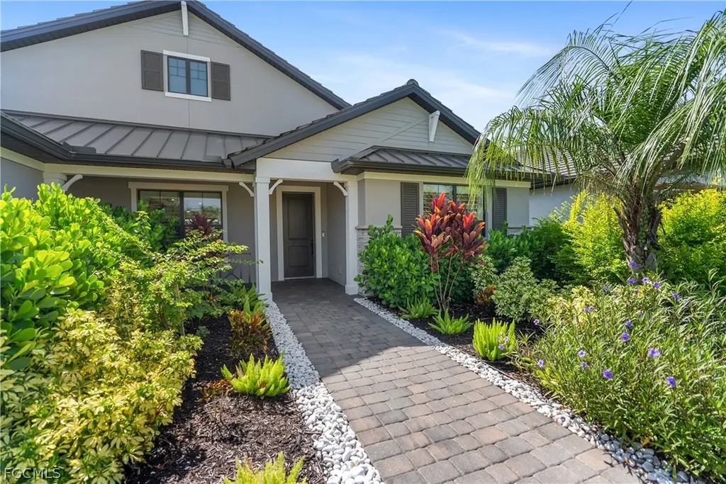 19001 Aqua Shore Drive Fort Myers FL 33913