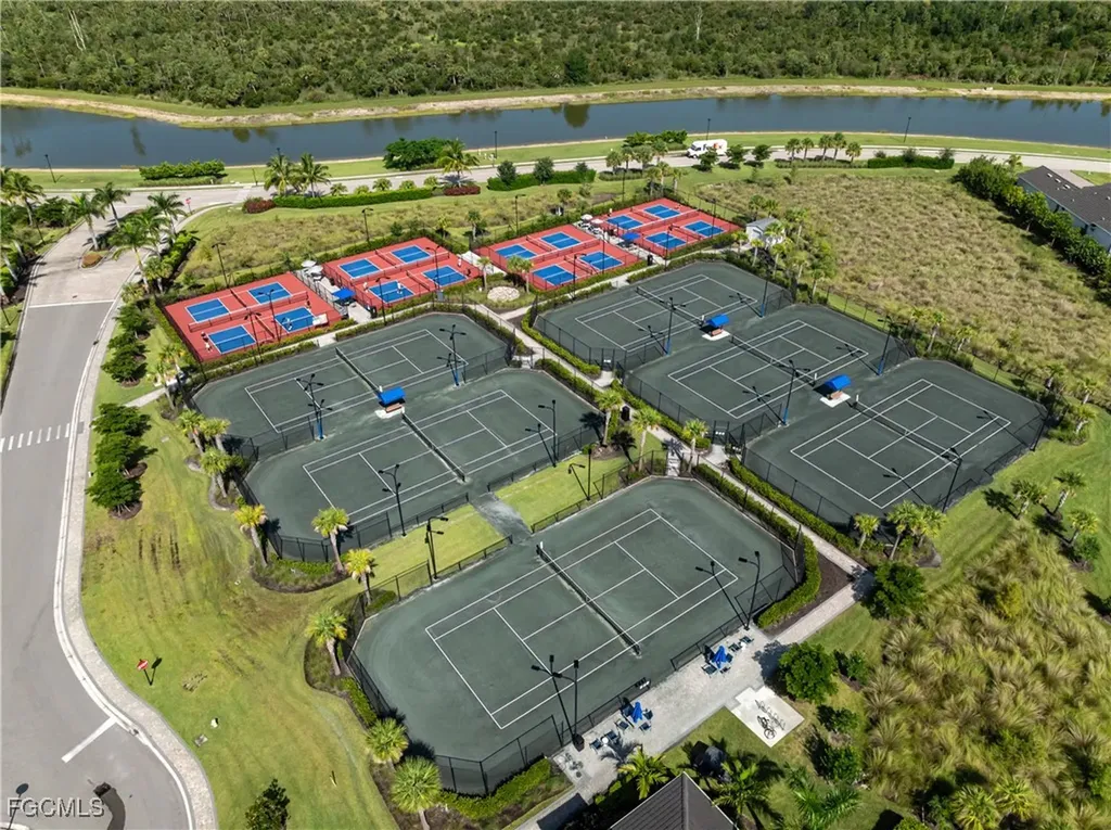 19001 Aqua Shore Drive Fort Myers FL 33913