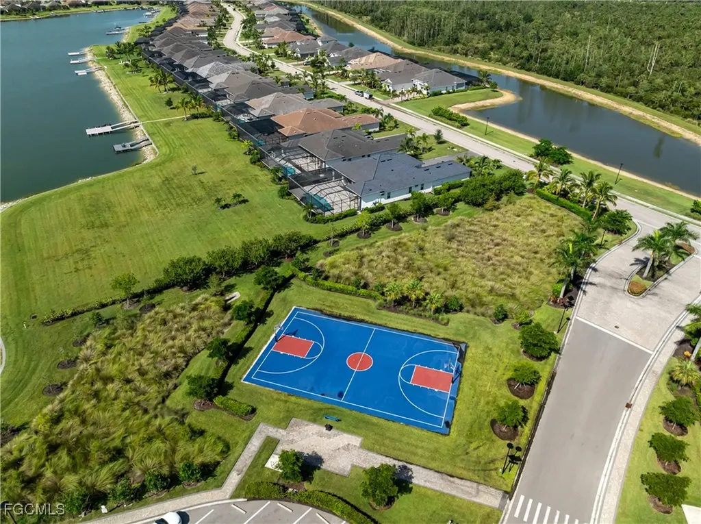 19001 Aqua Shore Drive Fort Myers FL 33913