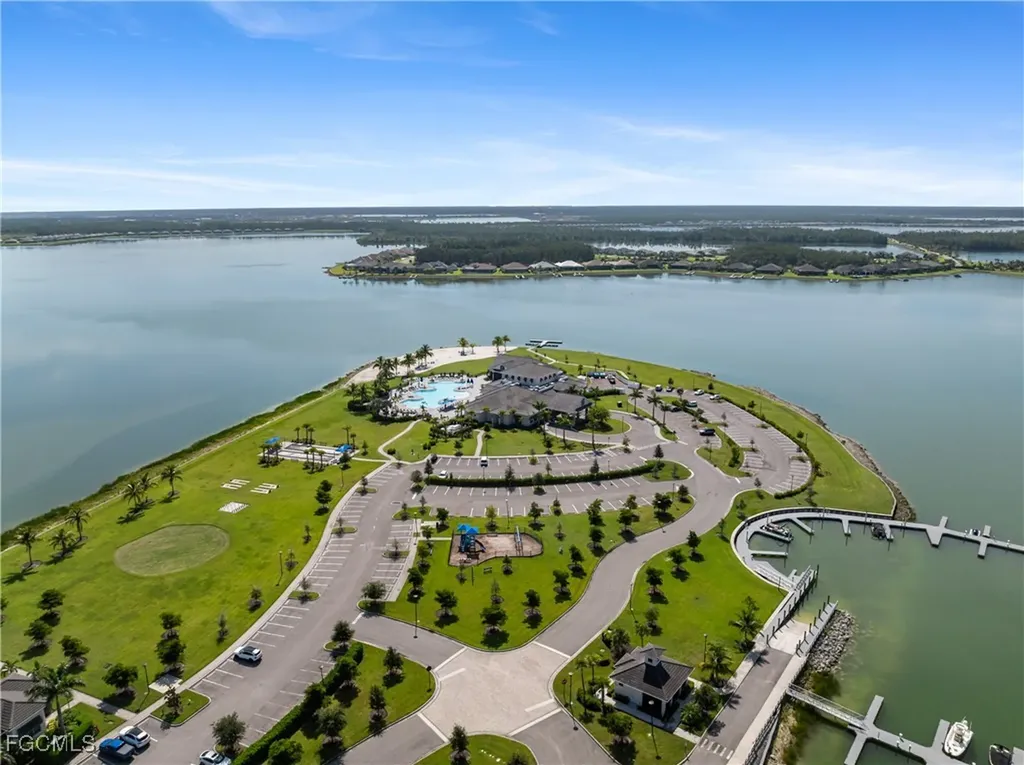 19001 Aqua Shore Drive Fort Myers FL 33913
