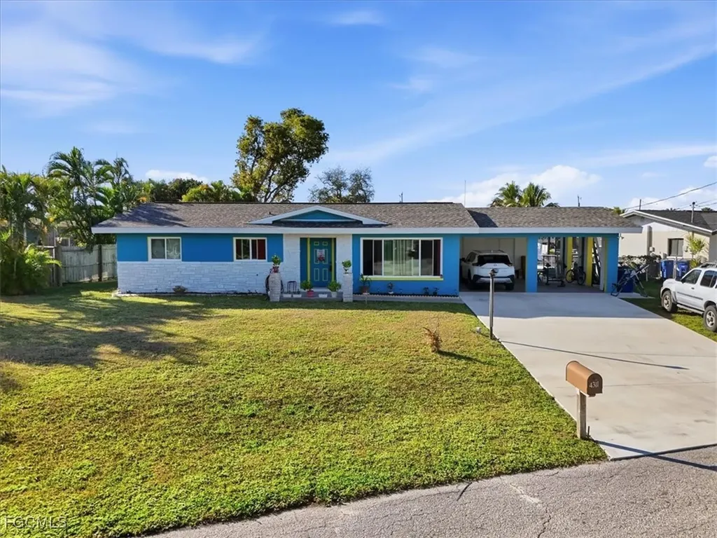 4311 S Pacific Circle North Fort Myers FL 33903
