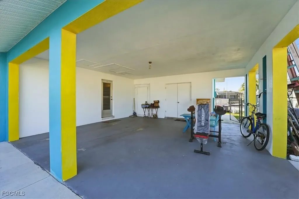 4311 S Pacific Circle North Fort Myers FL 33903