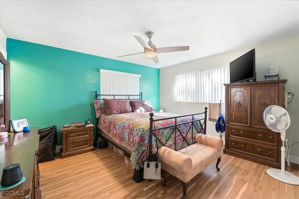 4311 S Pacific Circle North Fort Myers FL 33903