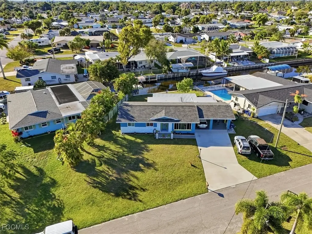 4311 S Pacific Circle North Fort Myers FL 33903