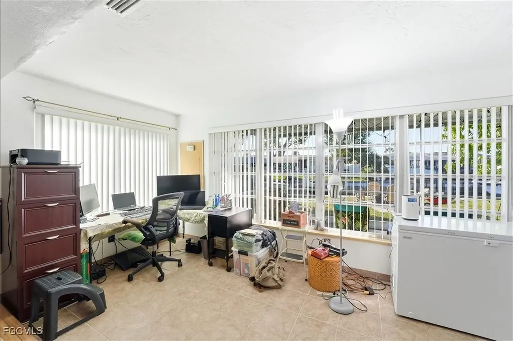 4311 S Pacific Circle North Fort Myers FL 33903