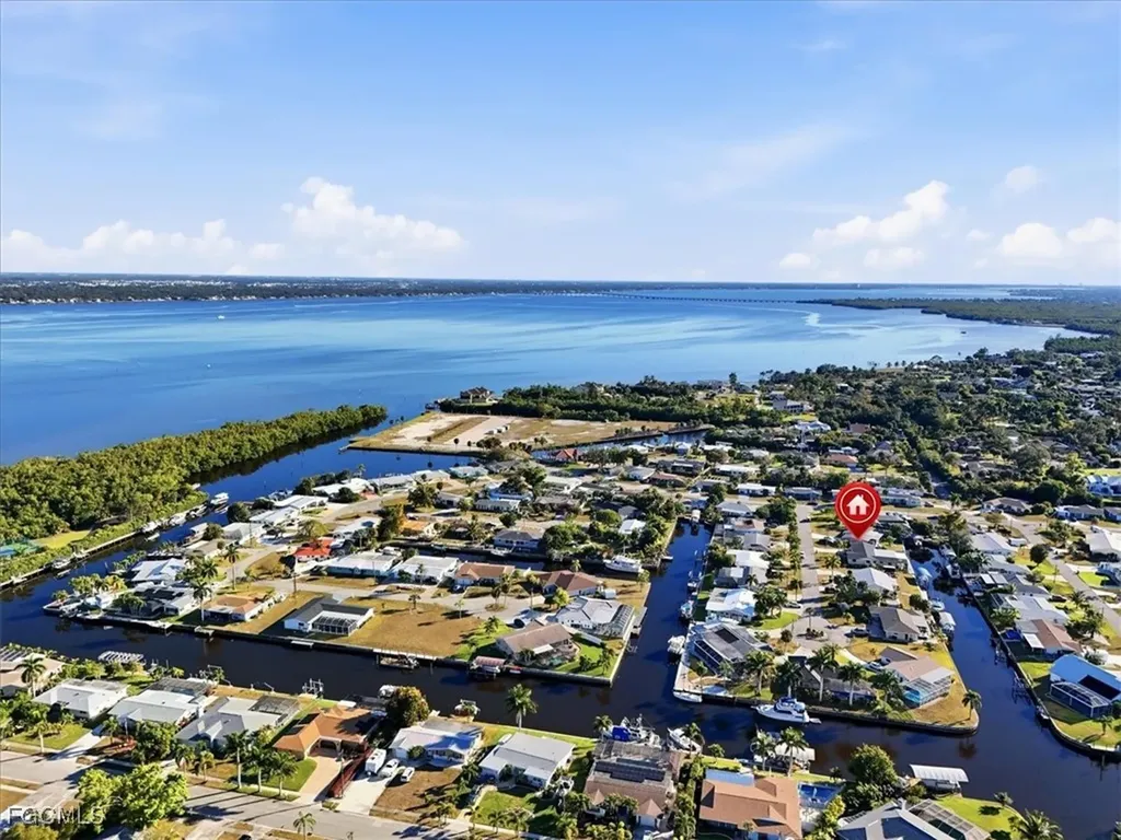 4311 S Pacific Circle North Fort Myers FL 33903