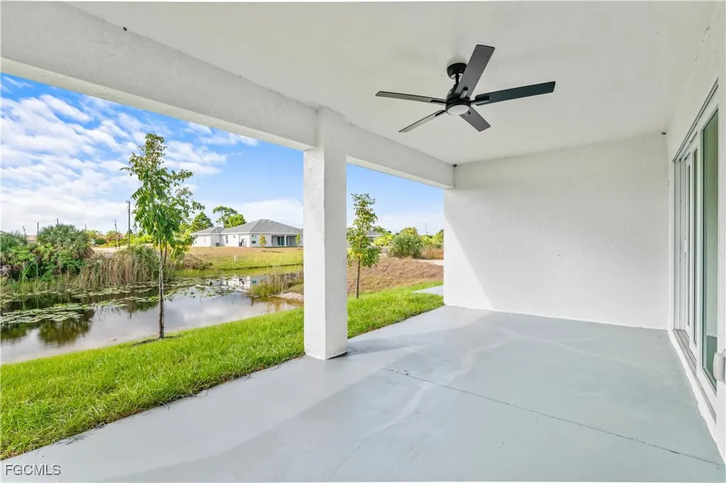 4010 NE 12th Court Cape Coral FL 33909