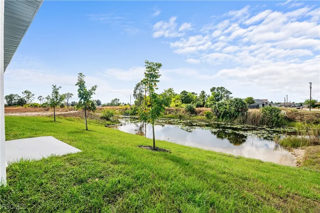 4010 NE 12th Court Cape Coral FL 33909