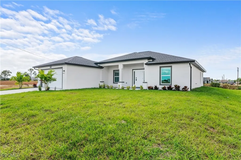 4010 NE 12th Court Cape Coral FL 33909