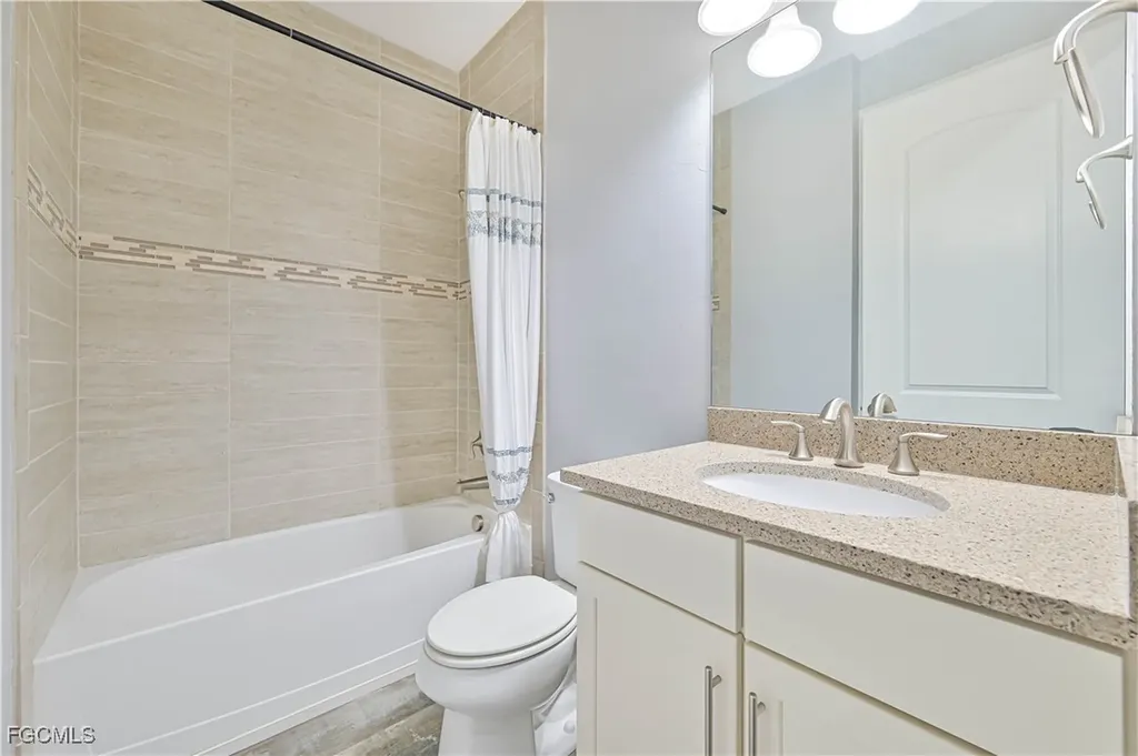 14589 Laguna Drive Fort Myers FL 33908