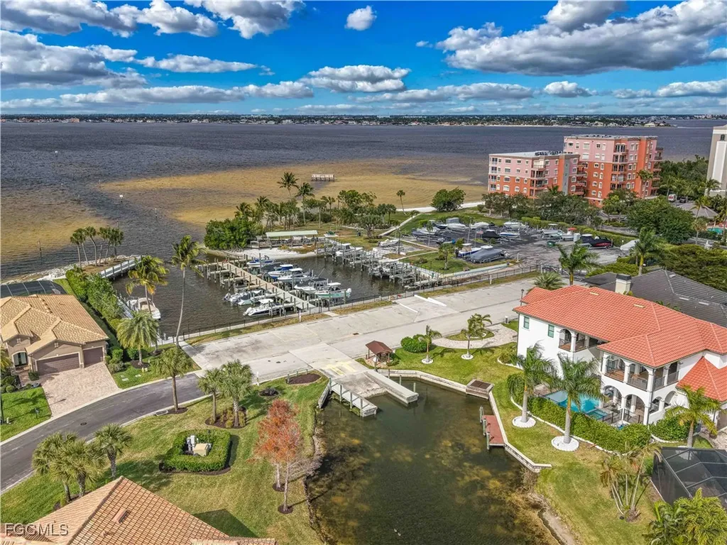 14589 Laguna Drive Fort Myers FL 33908