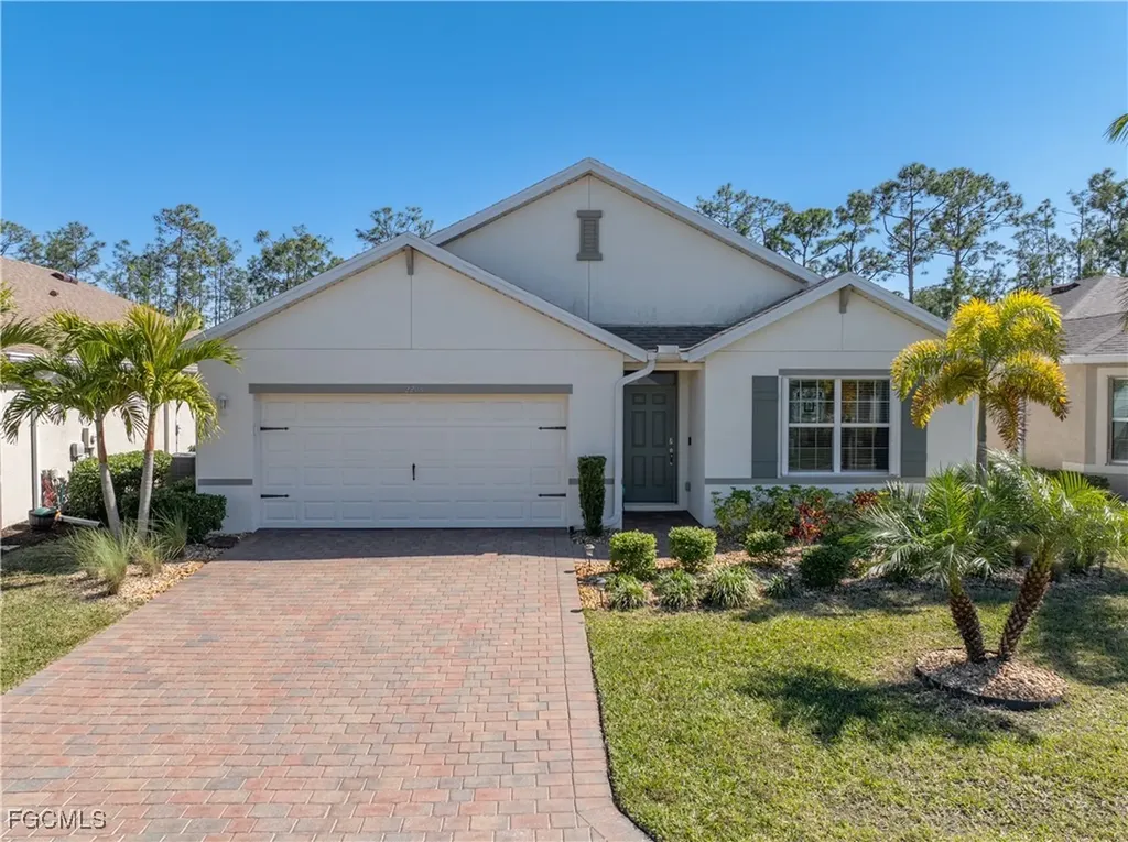 2208 Pigeon Plum Way North Fort Myers FL 33917