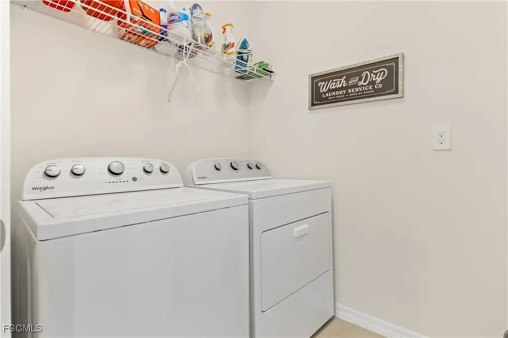 2208 Pigeon Plum Way North Fort Myers FL 33917