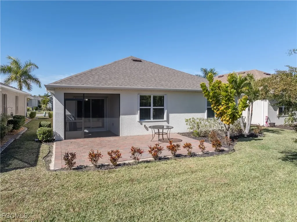 2208 Pigeon Plum Way North Fort Myers FL 33917