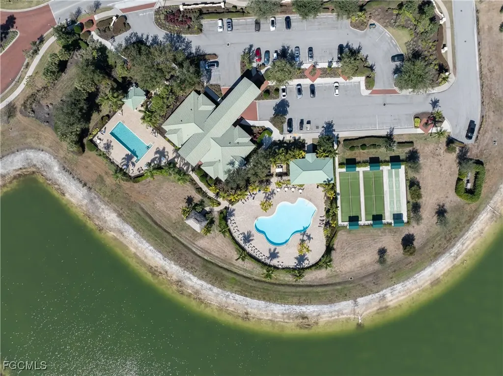 2208 Pigeon Plum Way North Fort Myers FL 33917