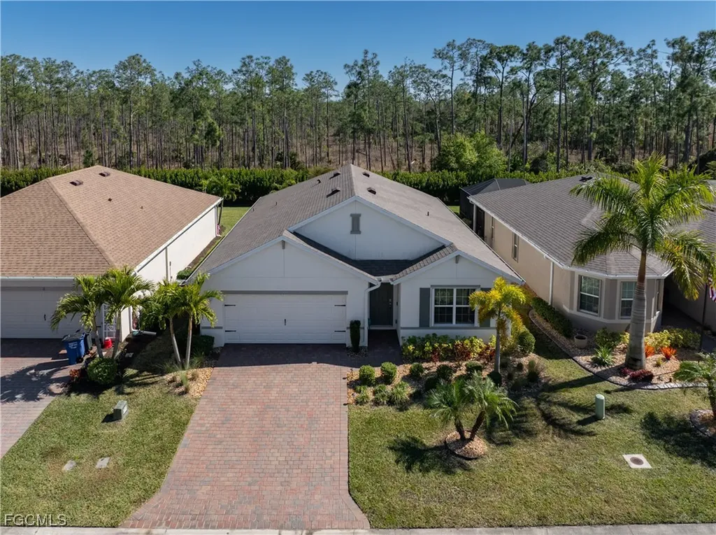 2208 Pigeon Plum Way North Fort Myers FL 33917