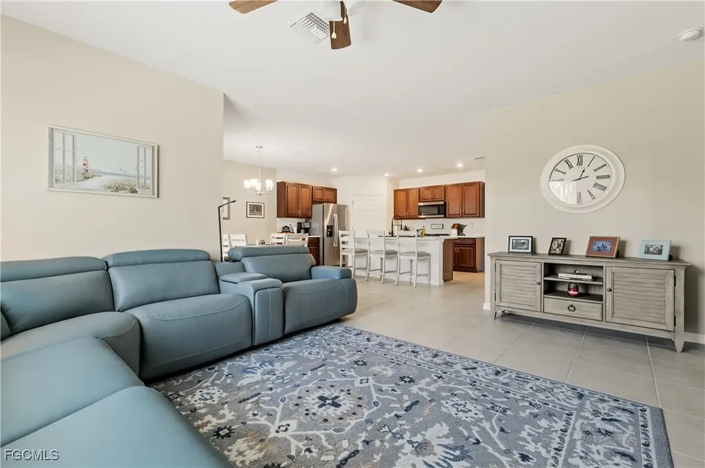 2208 Pigeon Plum Way North Fort Myers FL 33917