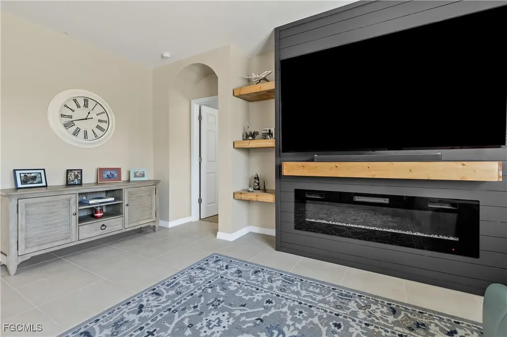 2208 Pigeon Plum Way North Fort Myers FL 33917