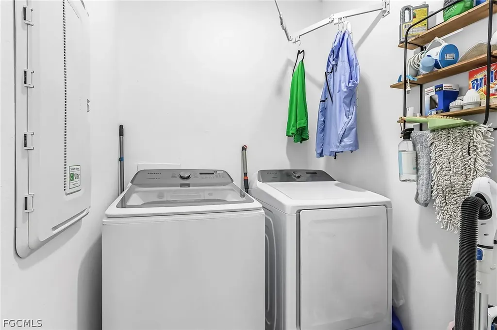 504 NE 9th Street Cape Coral FL 33909