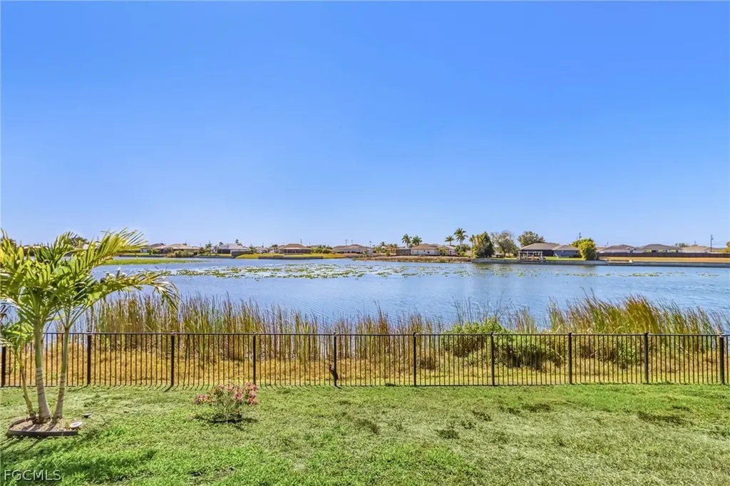 504 NE 9th Street Cape Coral FL 33909