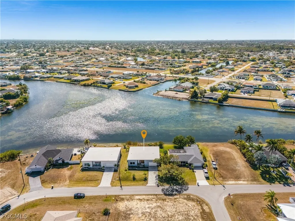 504 NE 9th Street Cape Coral FL 33909