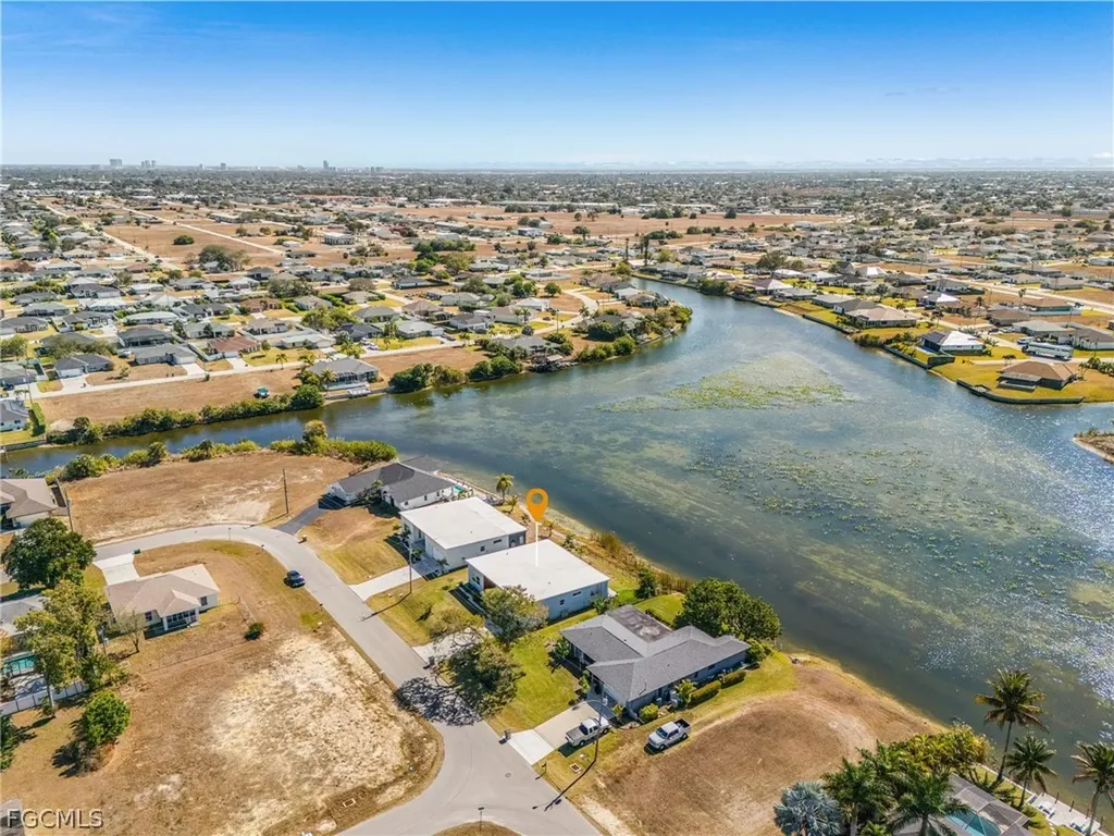504 NE 9th Street Cape Coral FL 33909