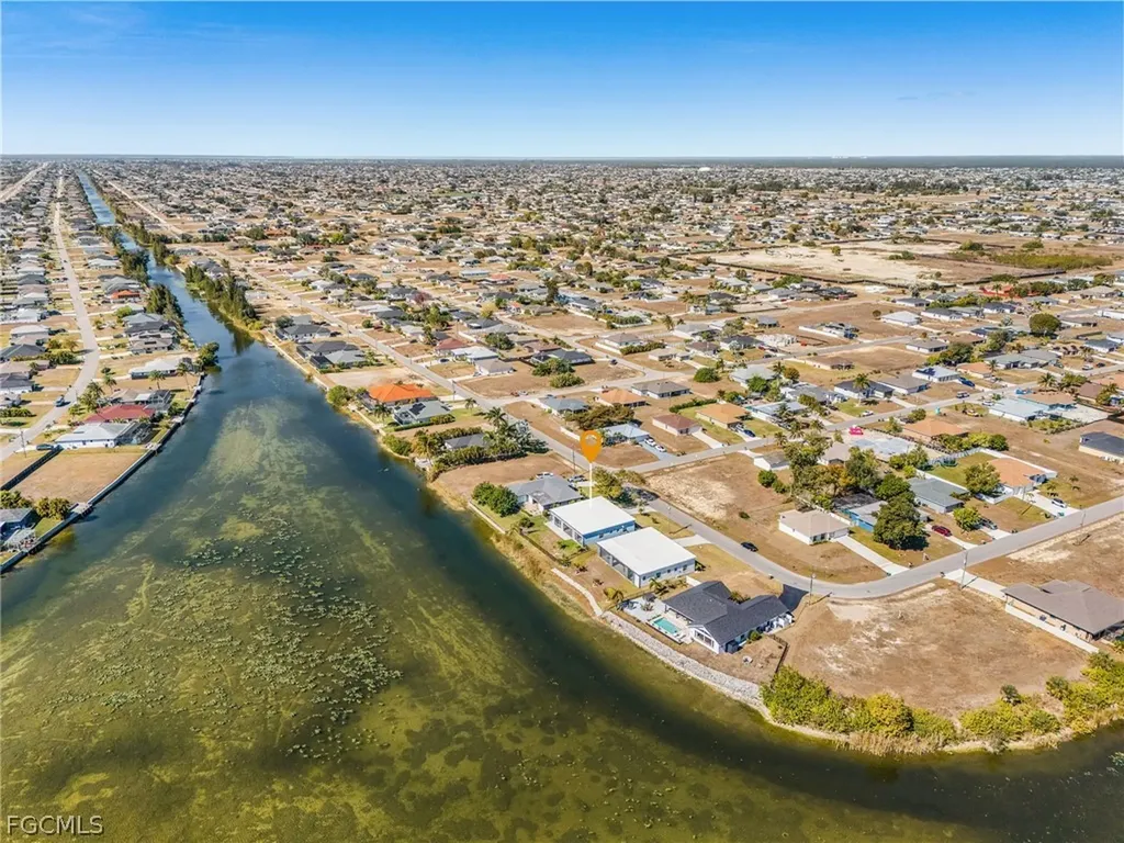 504 NE 9th Street Cape Coral FL 33909