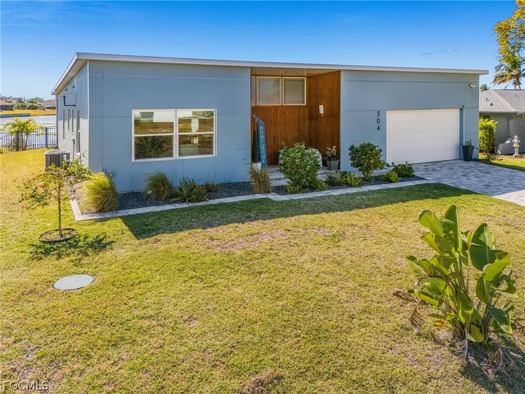 504 NE 9th Street Cape Coral FL 33909