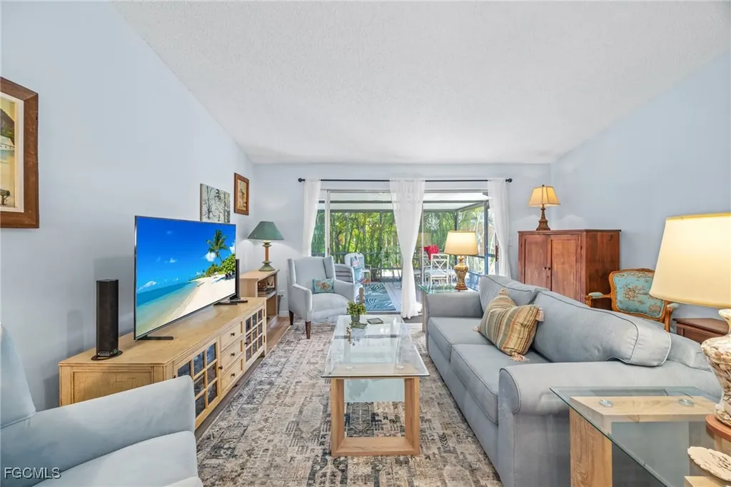 6486 Royal Woods Drive Fort Myers FL 33908
