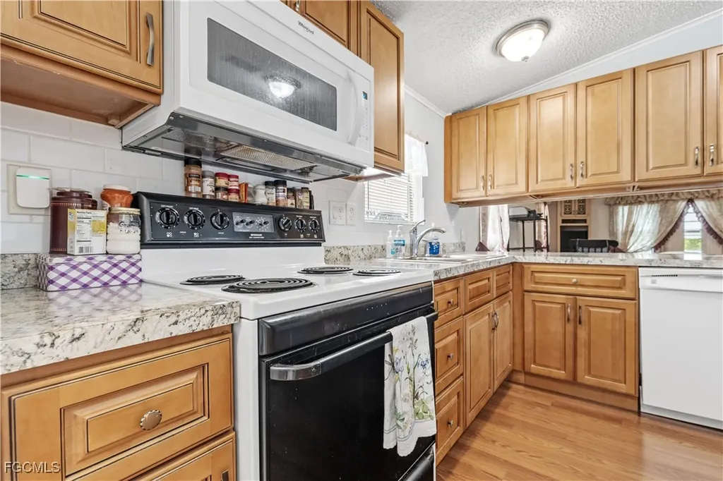 205 Carriage Lane North Fort Myers FL 33917