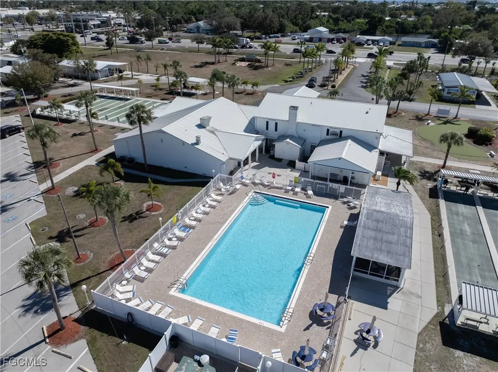 205 Carriage Lane North Fort Myers FL 33917