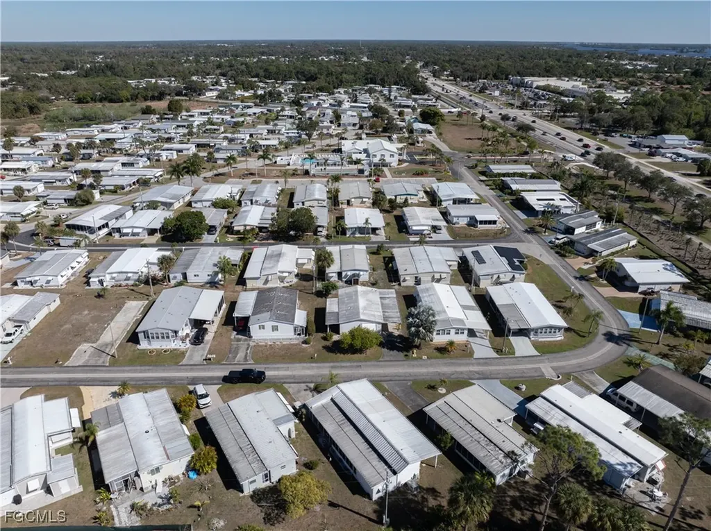 205 Carriage Lane North Fort Myers FL 33917