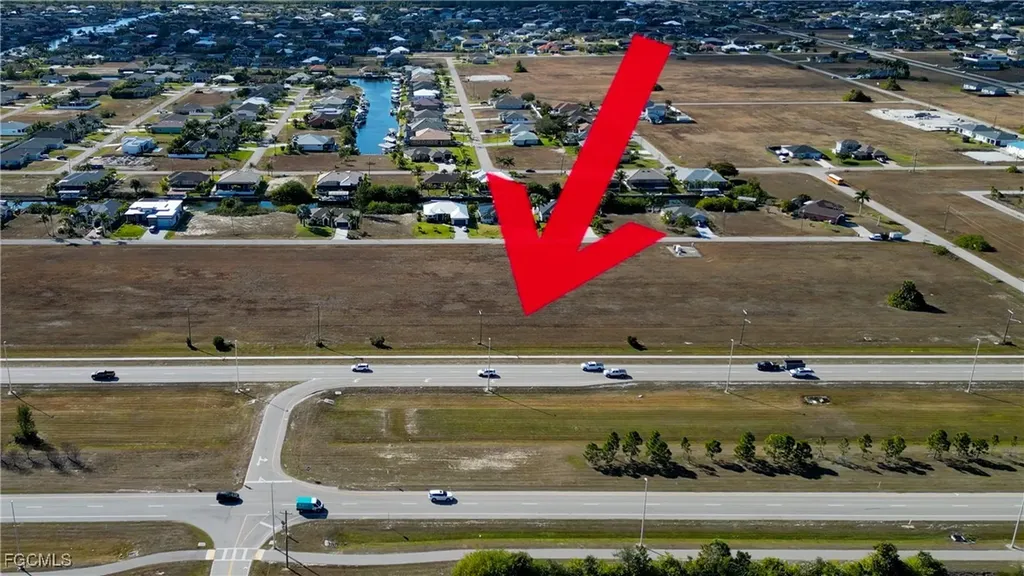 528-600 Burnt Store Road N Cape Coral FL 33993